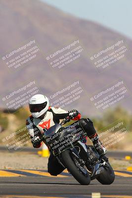 media/Nov-06-2023-Moto Forza (Mon) [[ce023d0744]]/3-Intermediate Group/Session 3 (Turn 5)/